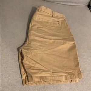 Lightly worn Tommy Hilfiger shorts